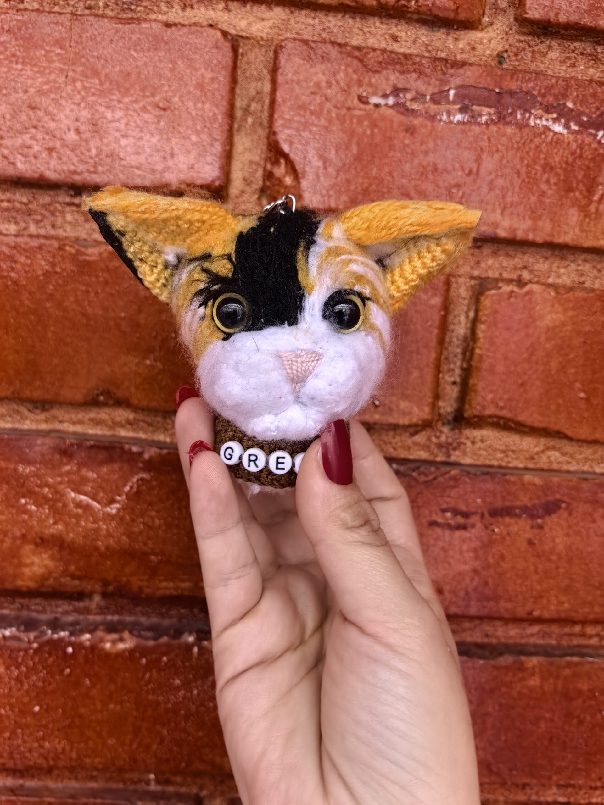 Llavero amigurumi cabeza de gato personalizado con pelusa - Image 7