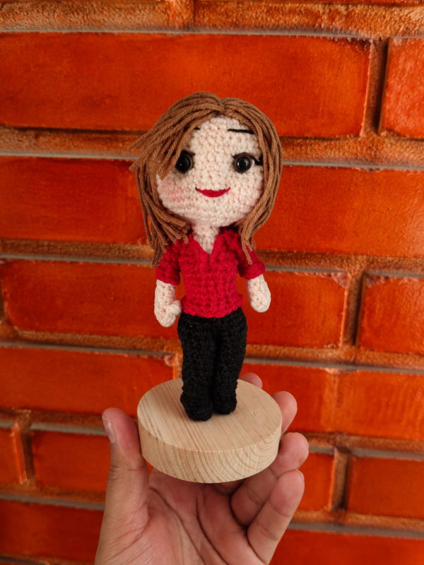 Mujer personalizada de 15 cm