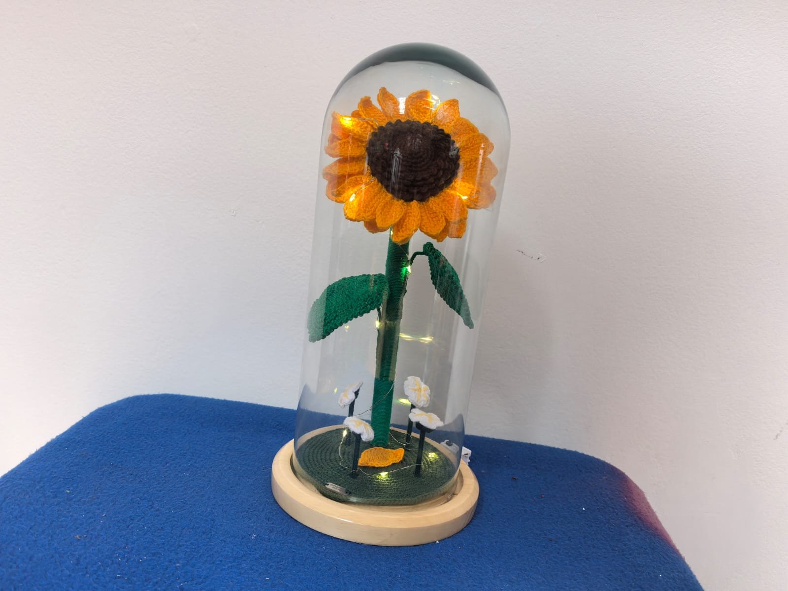 Girasol en cúpula con luces 30 CM alto - Image 8