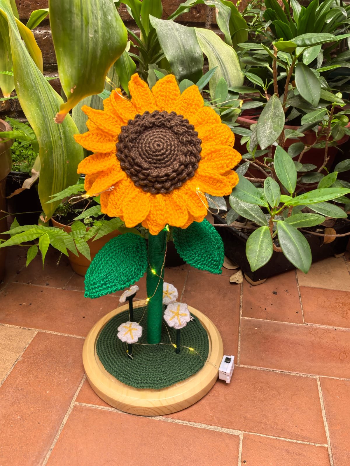 Girasol en cúpula con luces 30 CM alto - Image 6